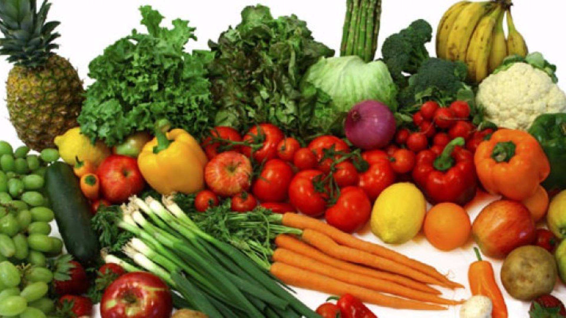 أسعار الخضار والفواكة والورقيات في السوق المركزي ليوم الأحد