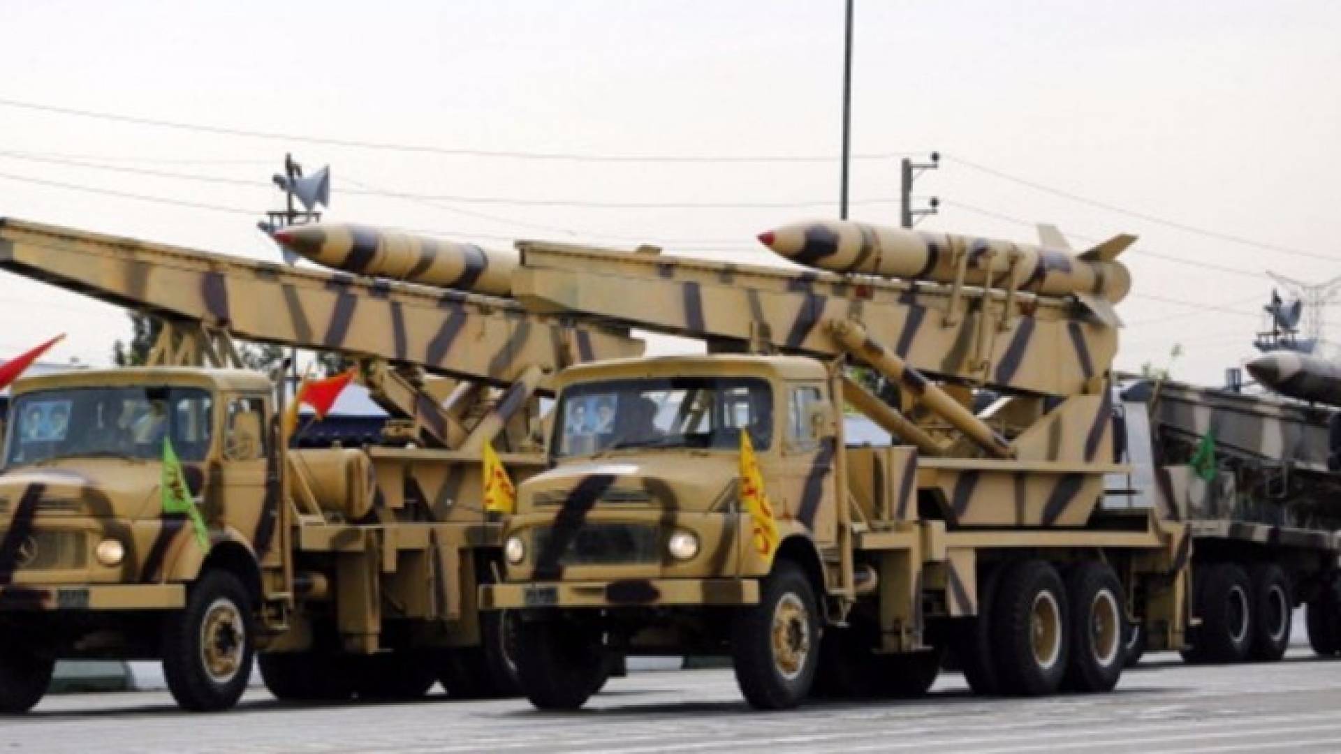 لأول مرة.. إيران تعرض صور منظومة دفاع صاروخي جديدة