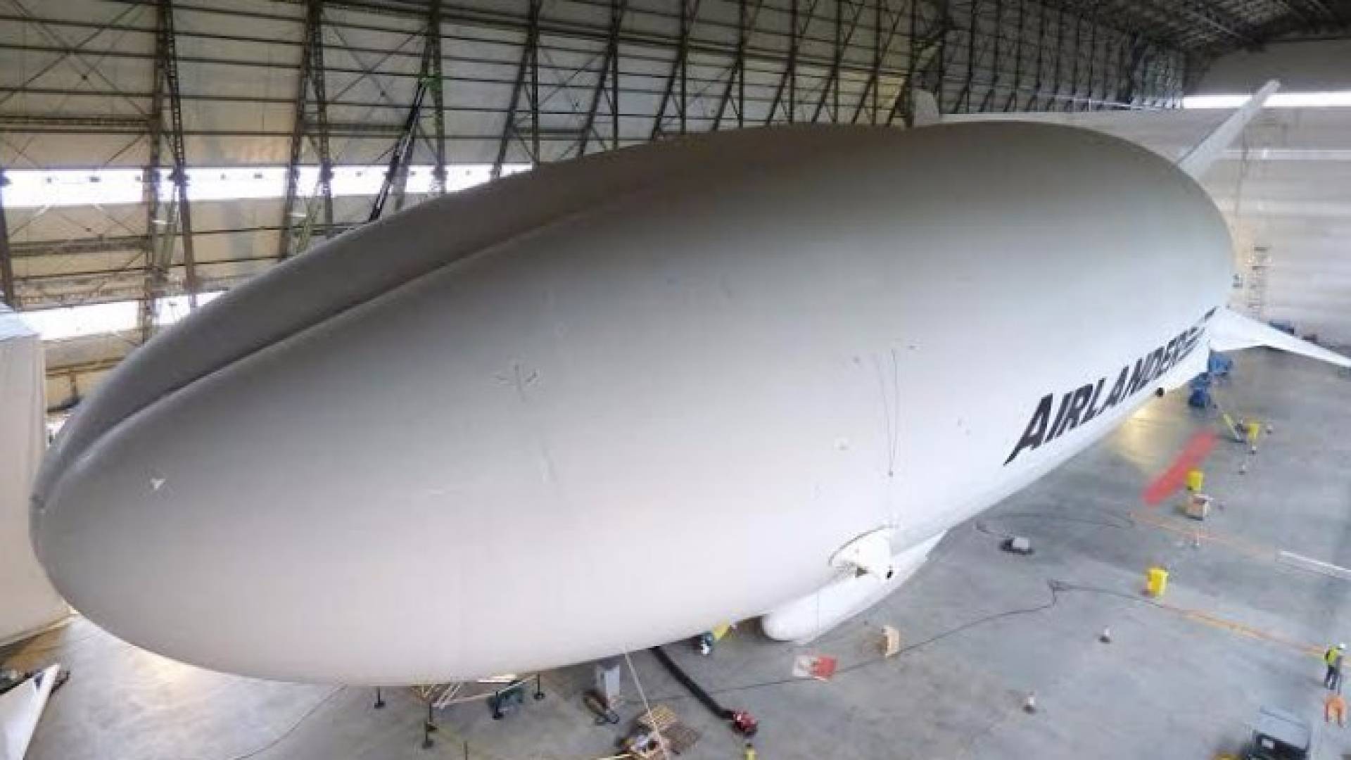 بالصور.. أكبر طائرة في العالم