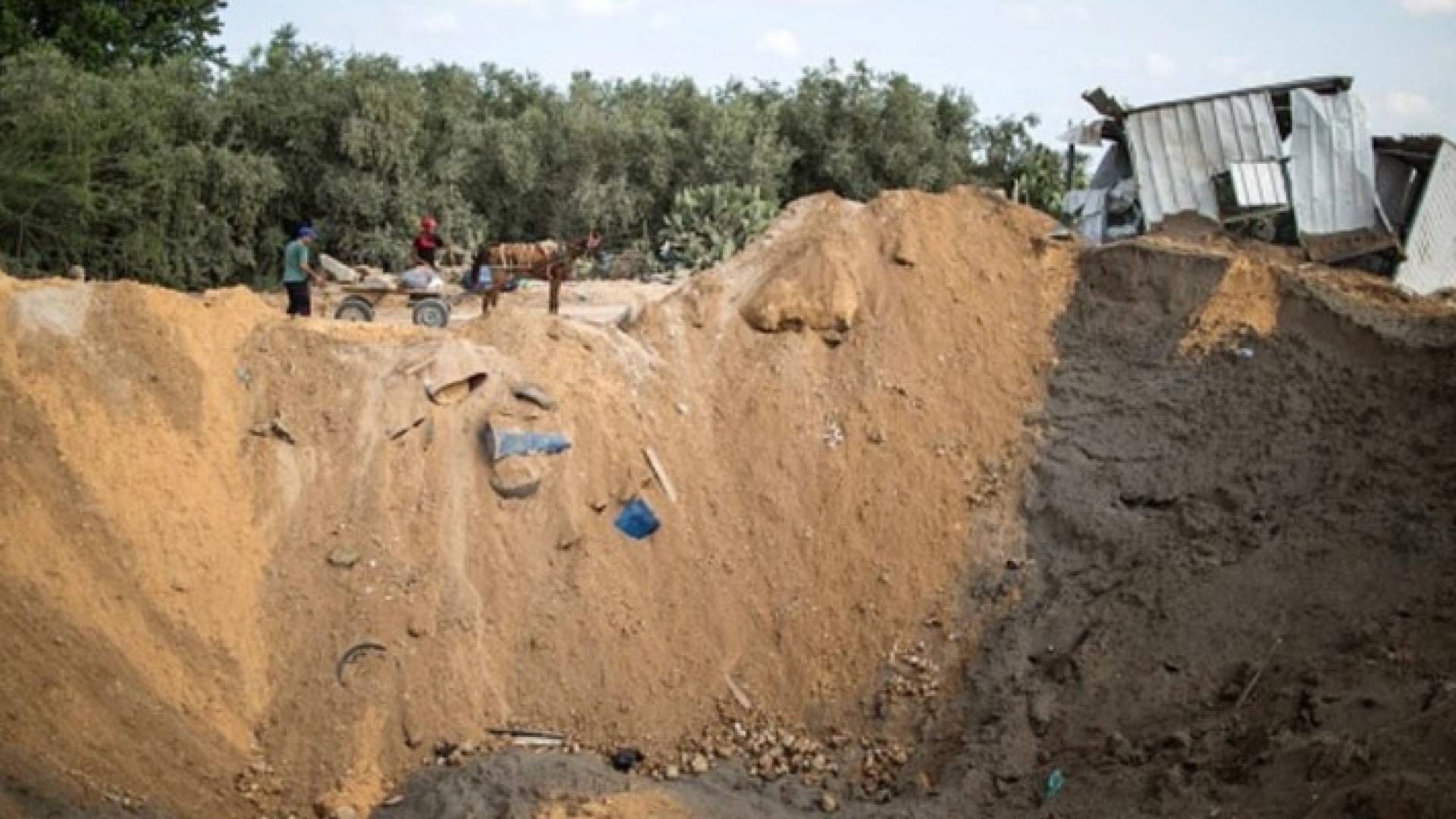 عودة الهدوء إلى غزة بعد قصف جوي ومدفعي إسرائيلي