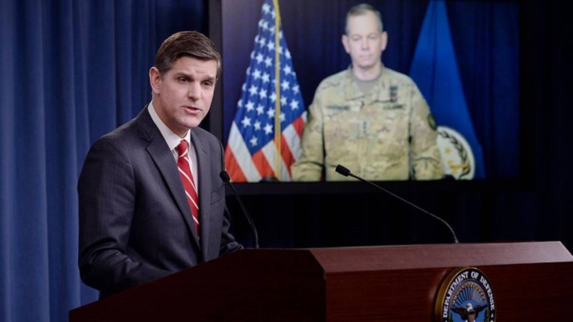  المتحدث باسم وزارة الدفاع الأميركية بيتر كوك