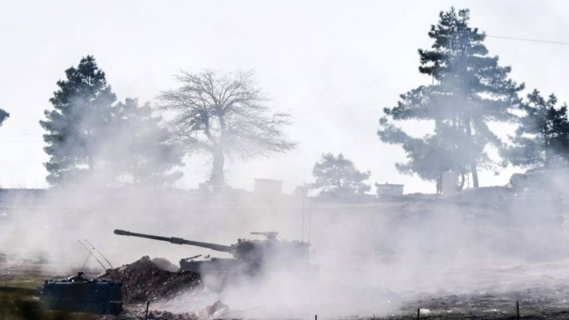 الجيش التركي يقصف مواقع لداعش بسوريا .. تفاصيل