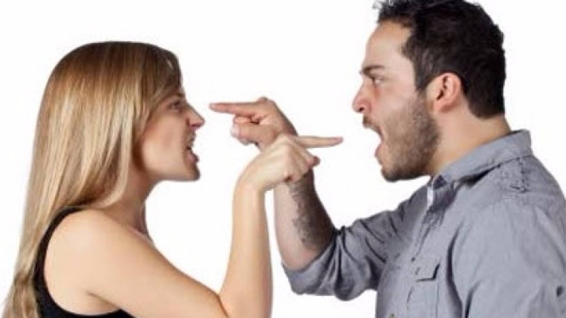 لا تجادل زوجتك هذه الأشهر، فالطلاق مرتفع فيها