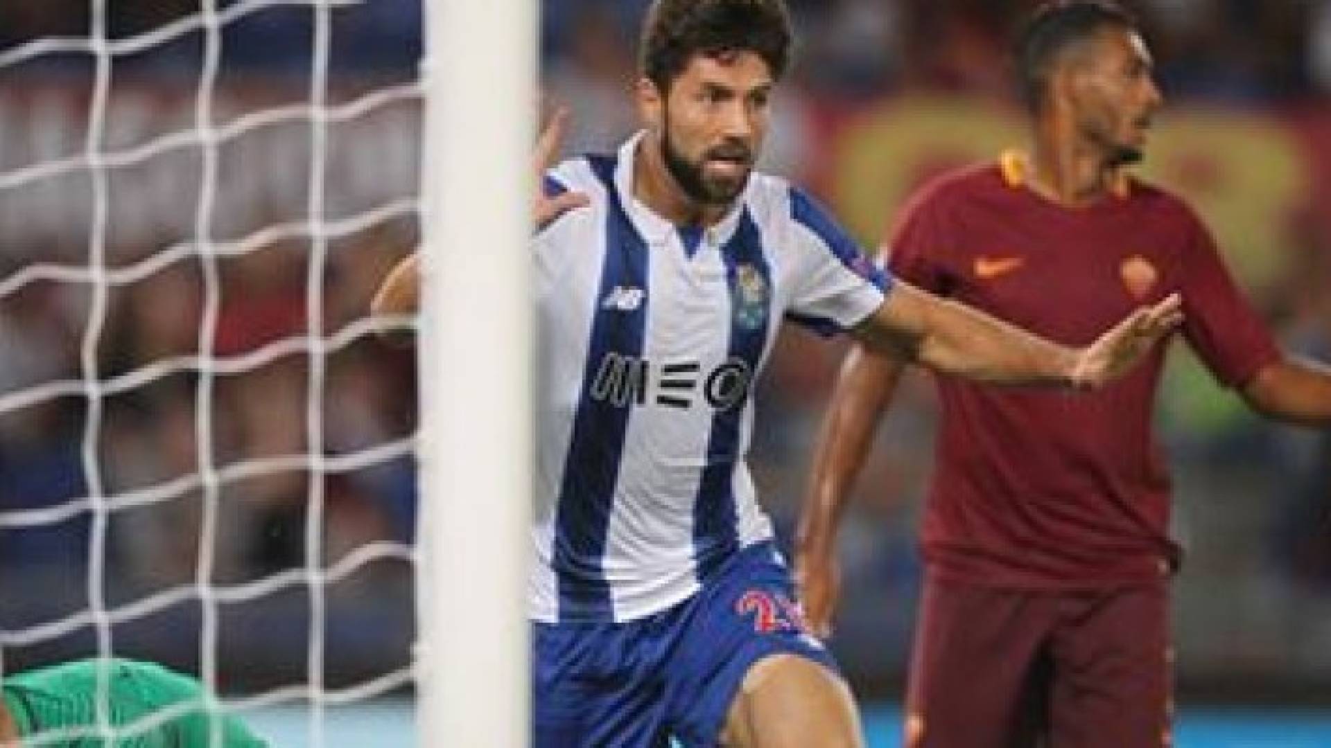 بورتو يقصي روما من دوري الأبطال