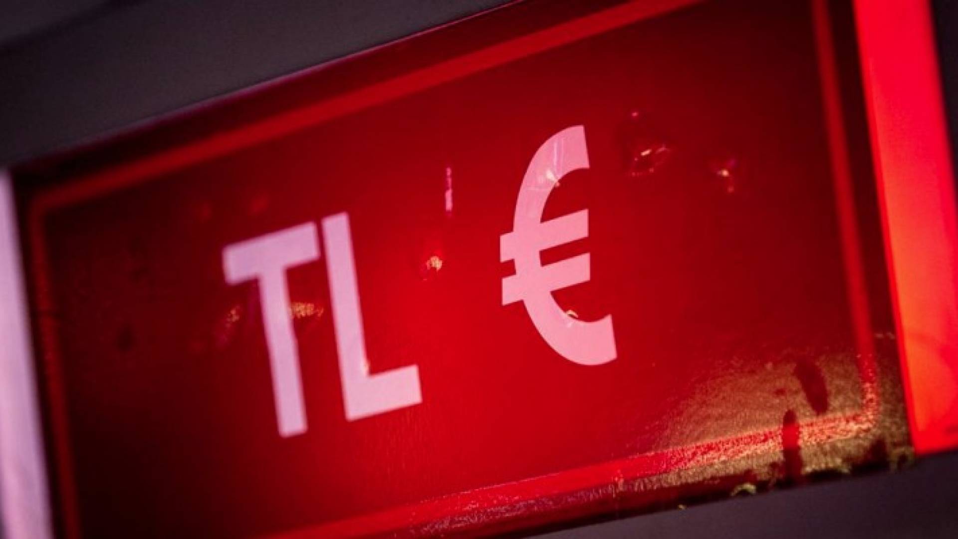 عملية جرابلس تهبط بالليرة والأسهم التركية