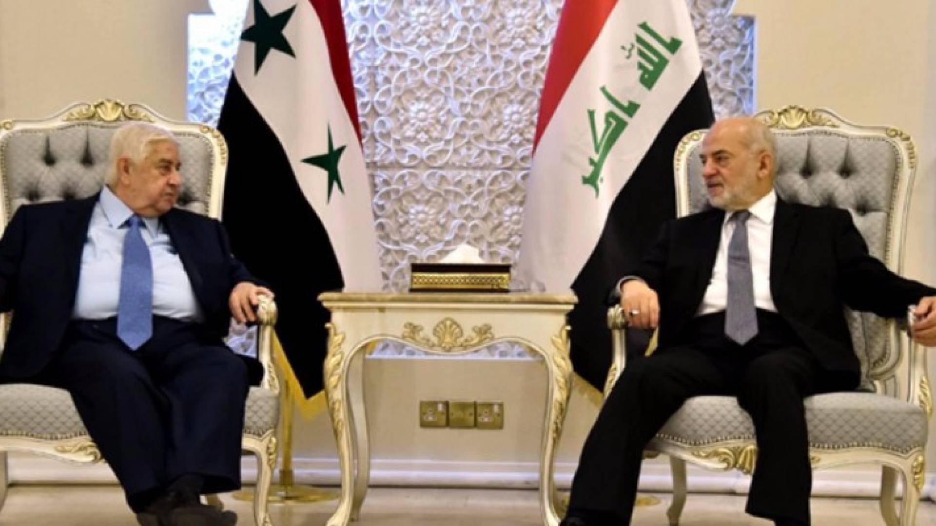 المعلم يجري محادثات في بغداد