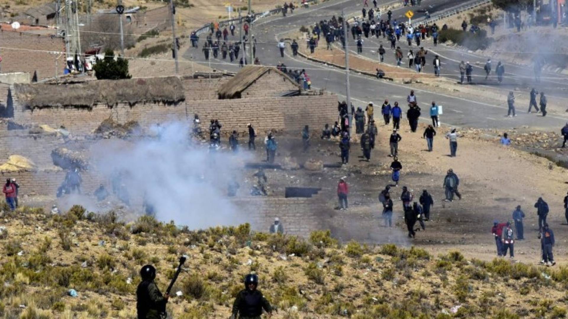 عمال مناجم يقتلون نائب وزير داخلية بوليفيا