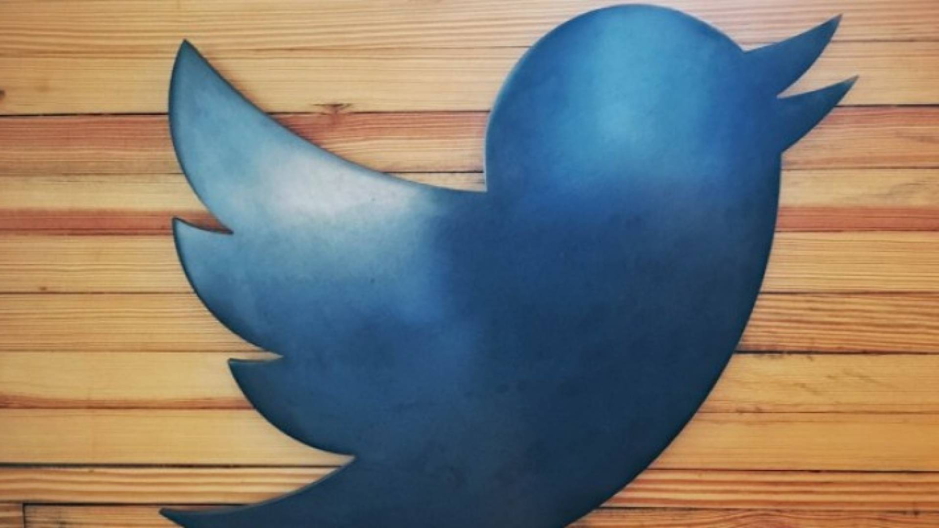 تويتر تطور صفحة دائمة لعرض الأحداث الحية