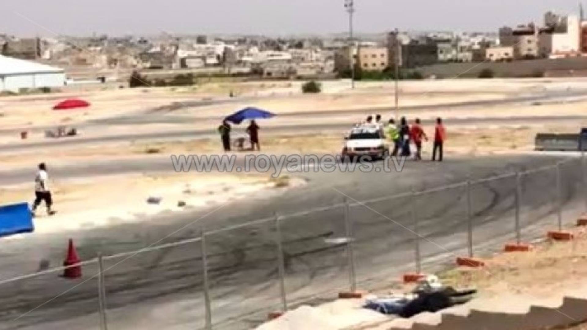 تعطل وانسحاب سيارة المتسابق ابو رزق من سباق الدريفت .. صور
