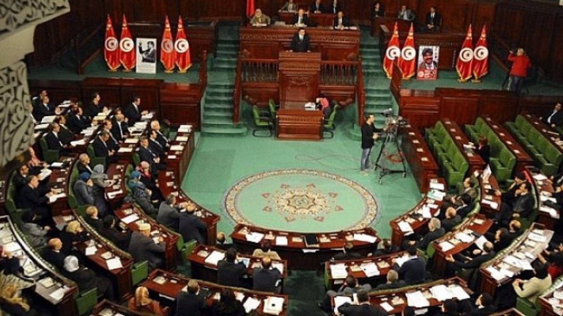 جلسة للبرلمان التونسي للتصويت على الثقة بالحكومة والشاهد يلمح الى اجراءات تقشف