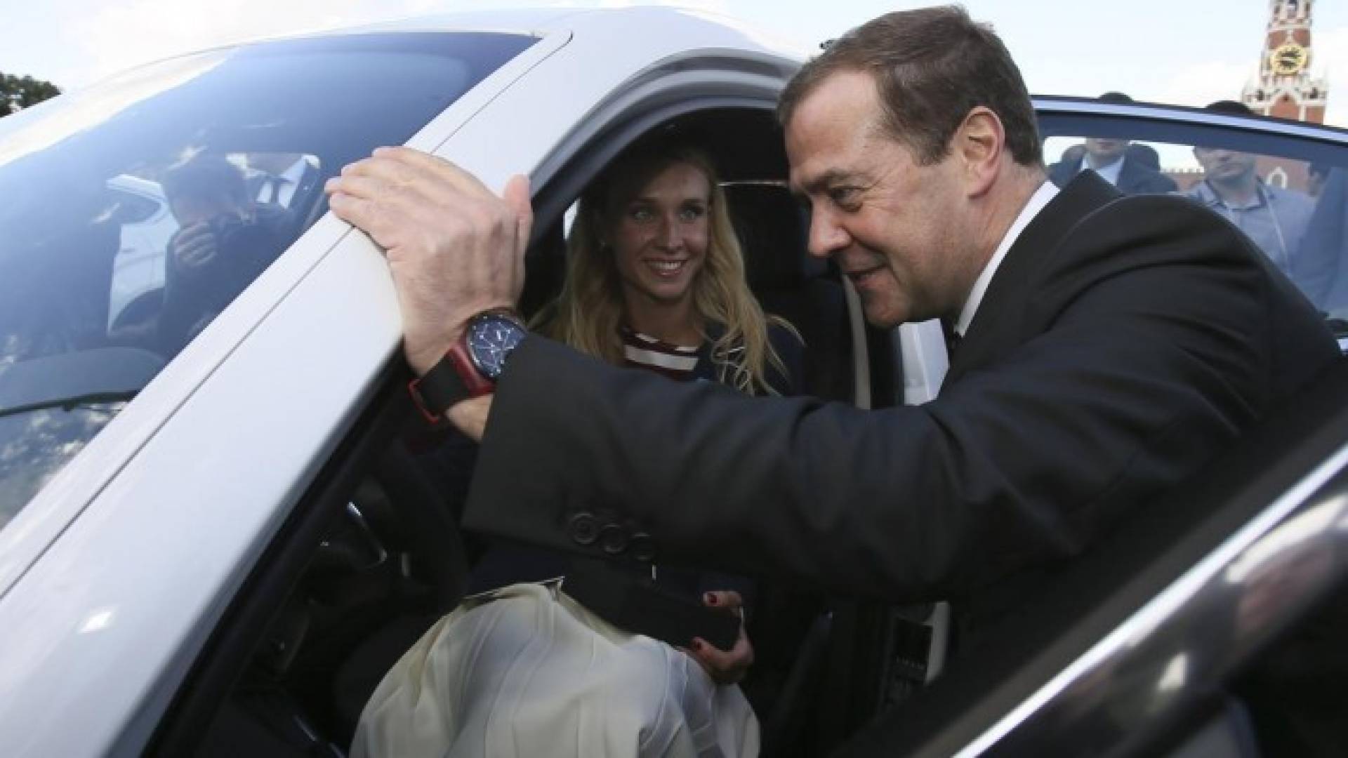 سيارات بي إم دبليو لأبطال روسيا الأولمبيين