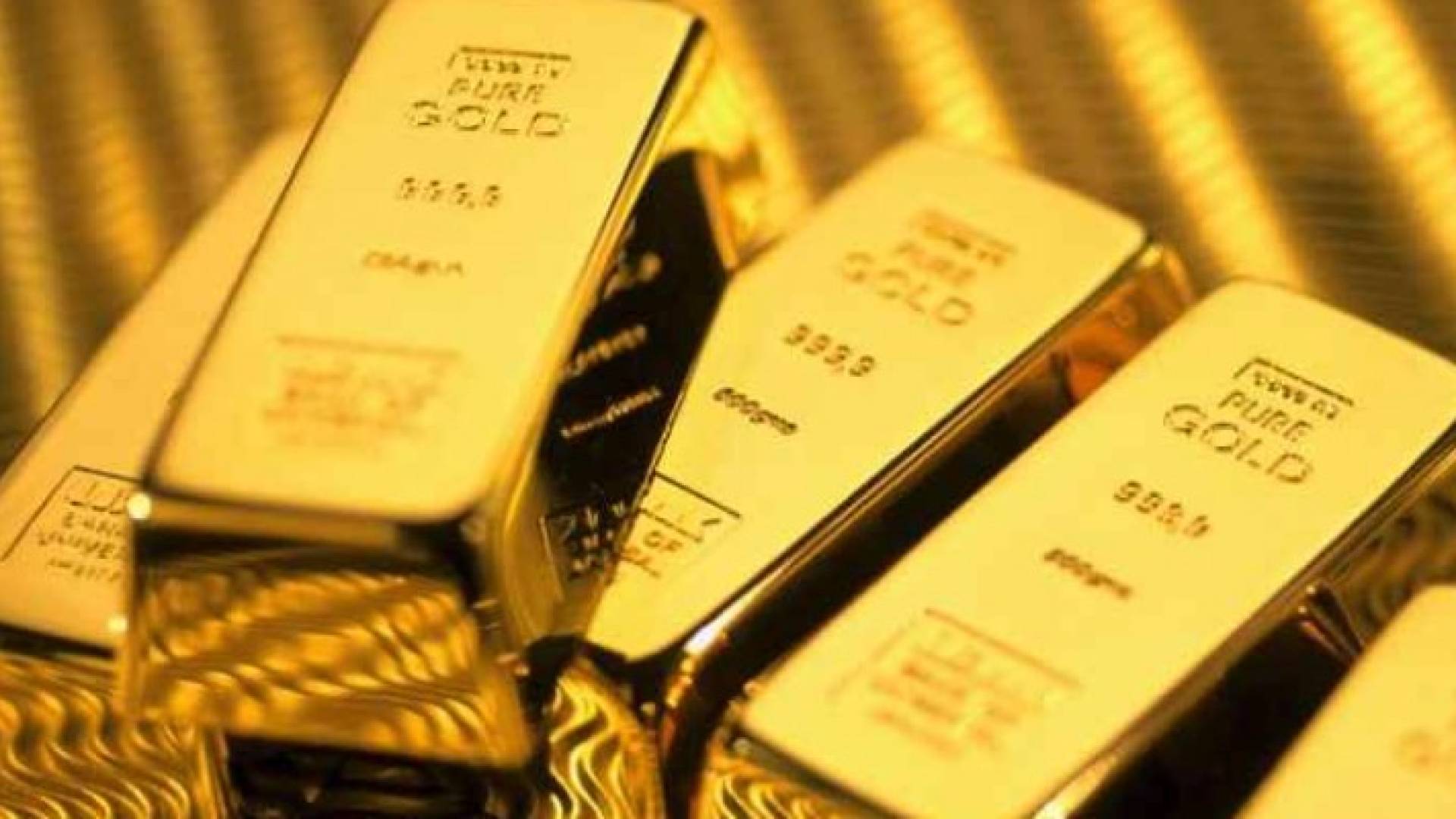 ارتفاع الذهب والنفط بعد تصريحات أميركية بشأن الفائدة