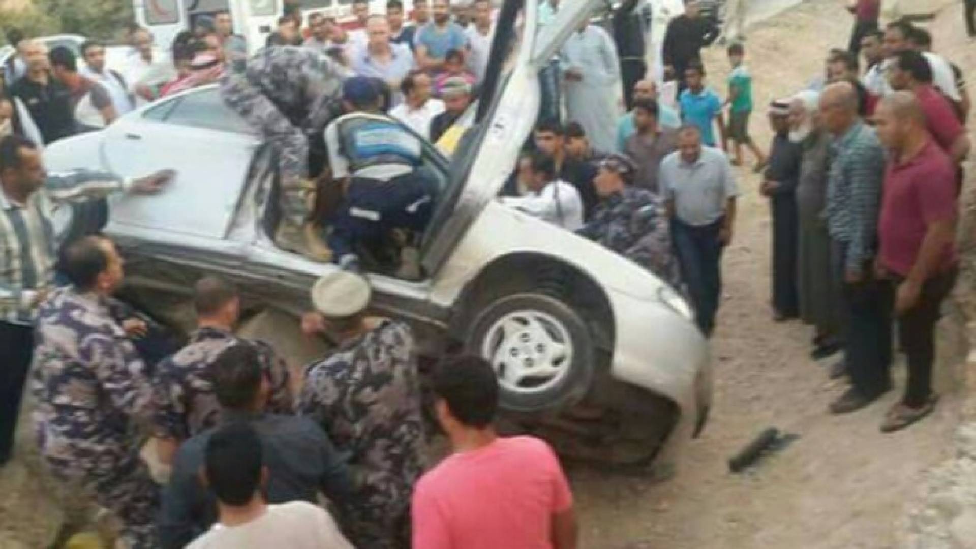 وفاة واصابتان خطيرتان بحادث سير في وادي موسى