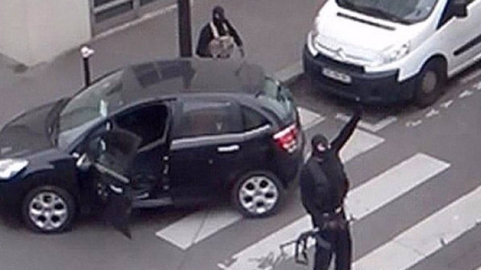 صهر مهاجم "شارلي ايبدو" يمثل أمام القضاء الفرنسي