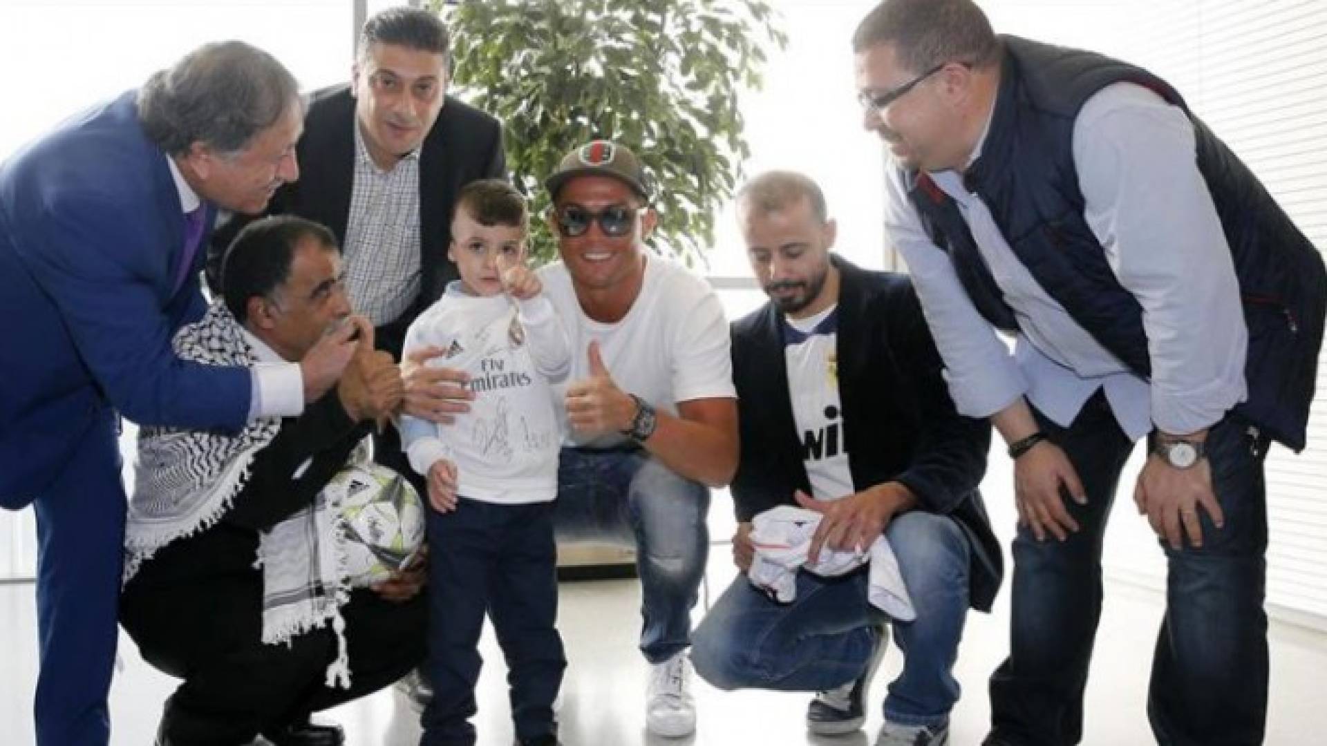 ريال مدريد يعرض وثائقيا عن مشاريعه لأطفال فلسطين