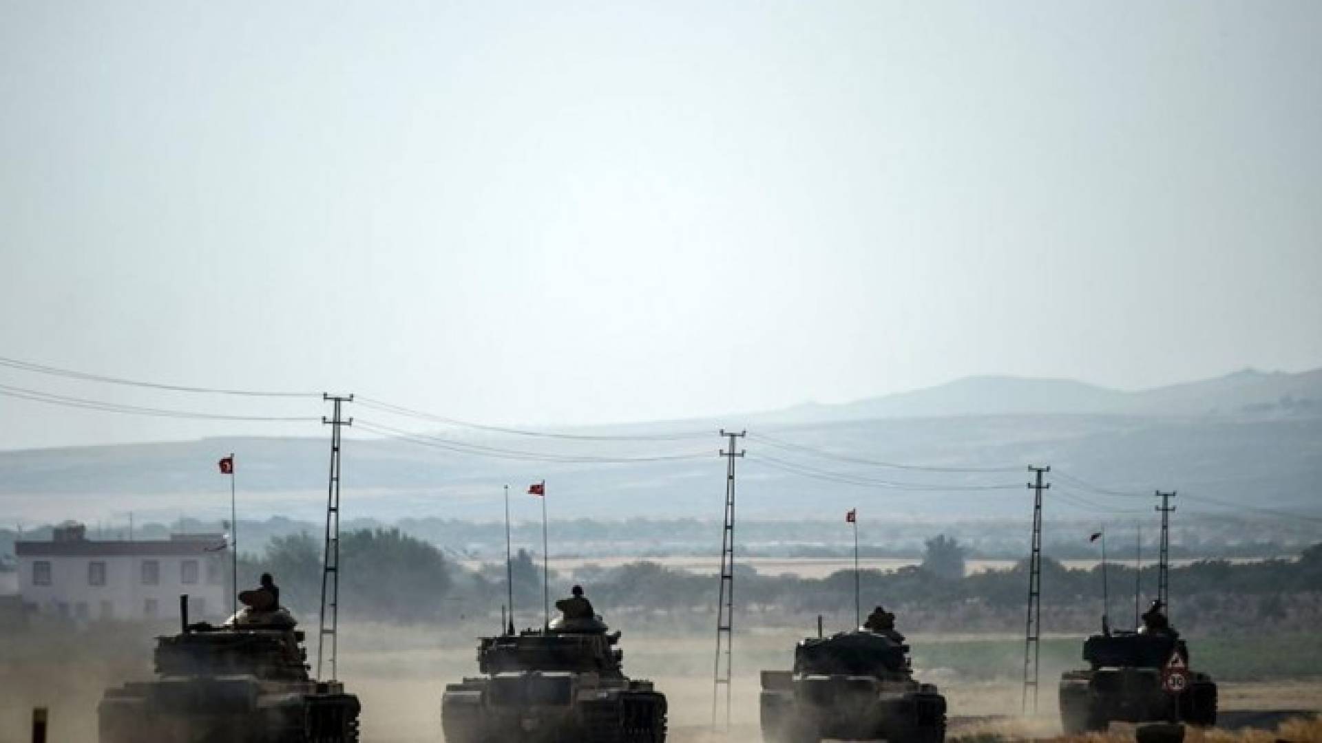 قوات تركية تهاجم الأكراد بعد مقتل أحد عناصرها بسوريا