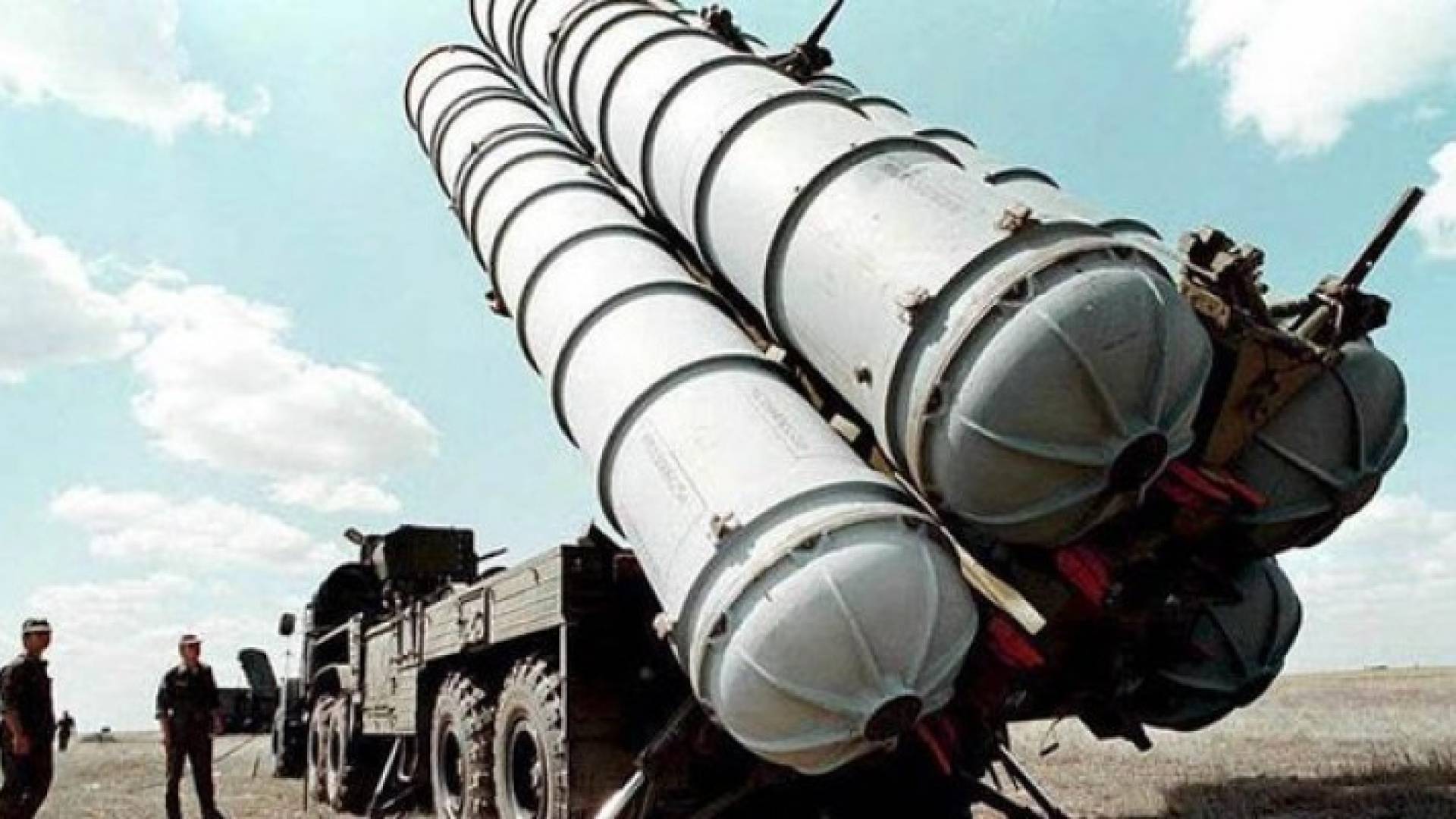 إيران تنشر منظومة "اس 300" الصاروخية لحماية منشأة نووية