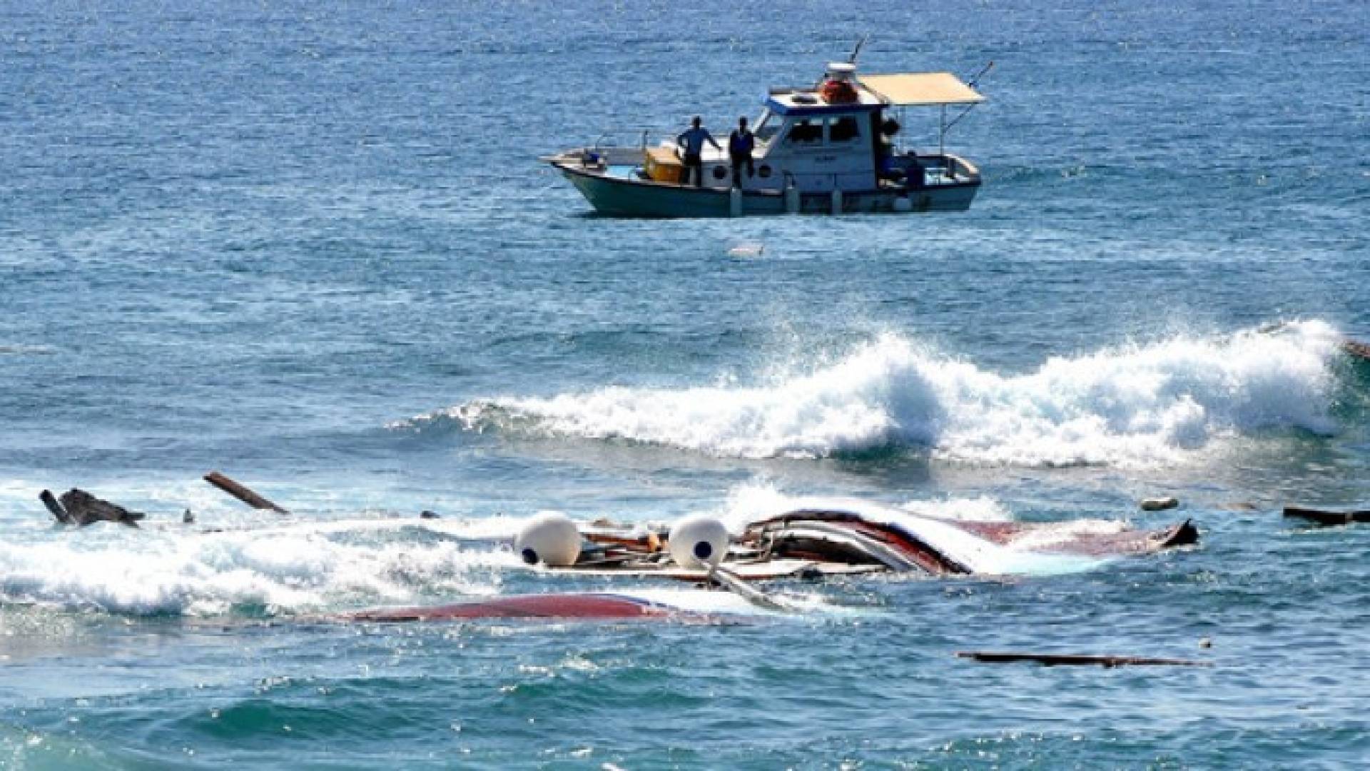 إنقاذ 1100 مهاجر في البحر المتوسط