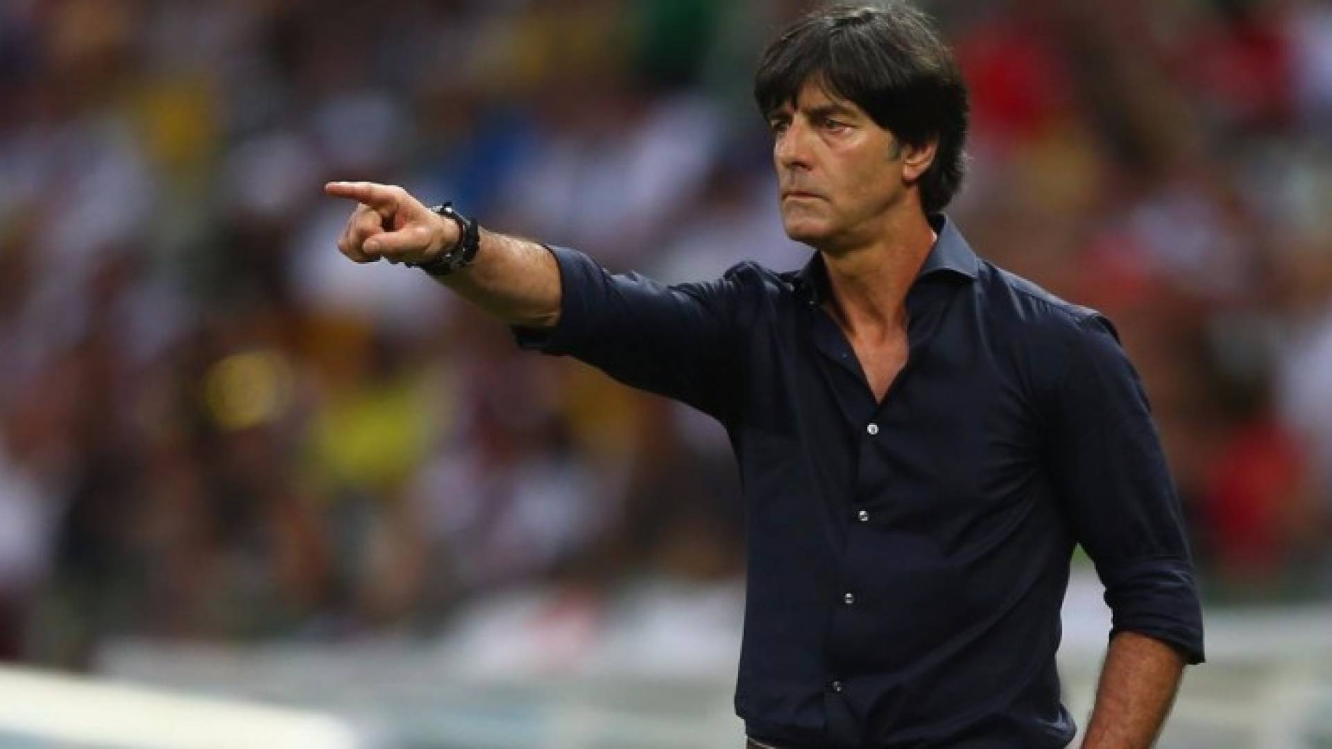 لوف يحضر لمستقبل المانشافيت من خلال "القارات"