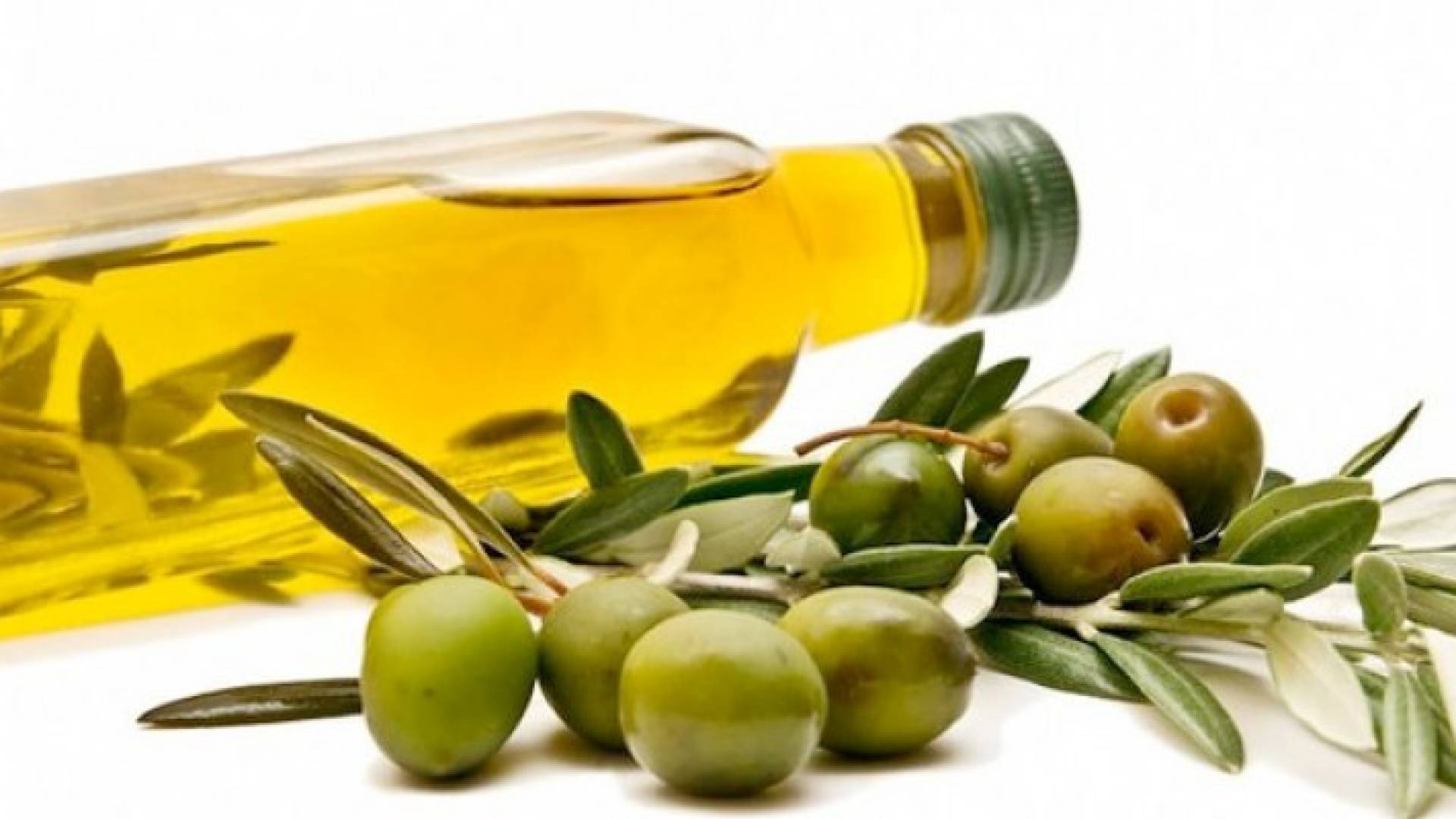 زيت الزيتون أفضل من أدوية الكوليسترول لمرضى القلب