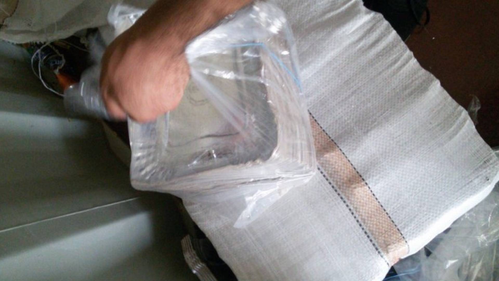 بالفيديو والصور .. ضبط أكثر من خمسة ملايين حبة كبتاجون في العقبة