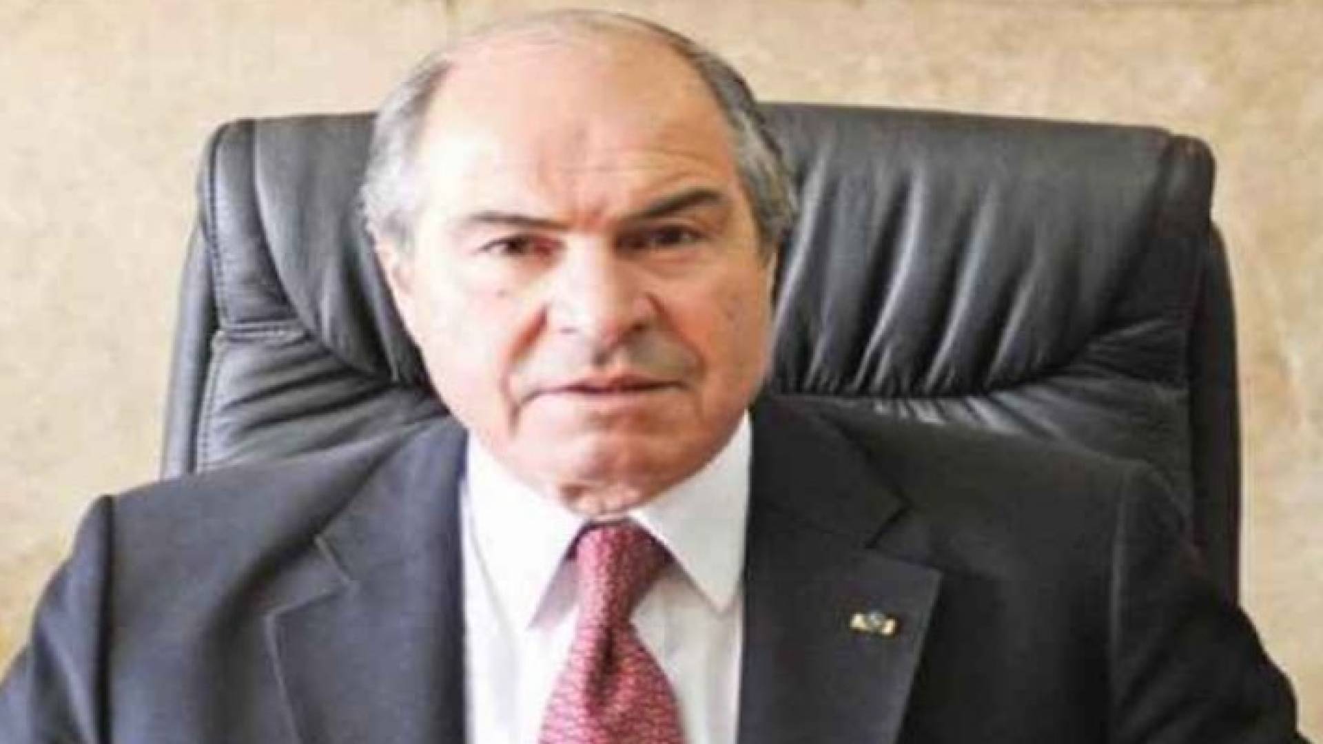 رئيس الوزراء يصل الى القاهرة