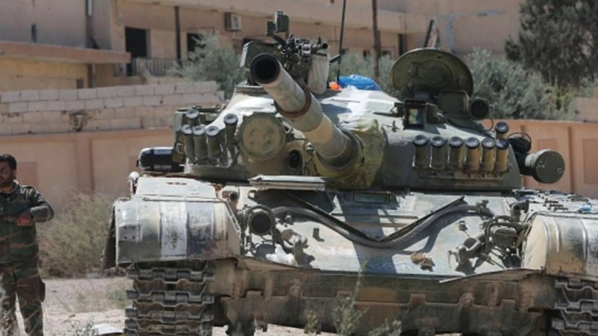 سوريا.. "هدنة مؤقتة" في الوعر وتهديد للمعضمية