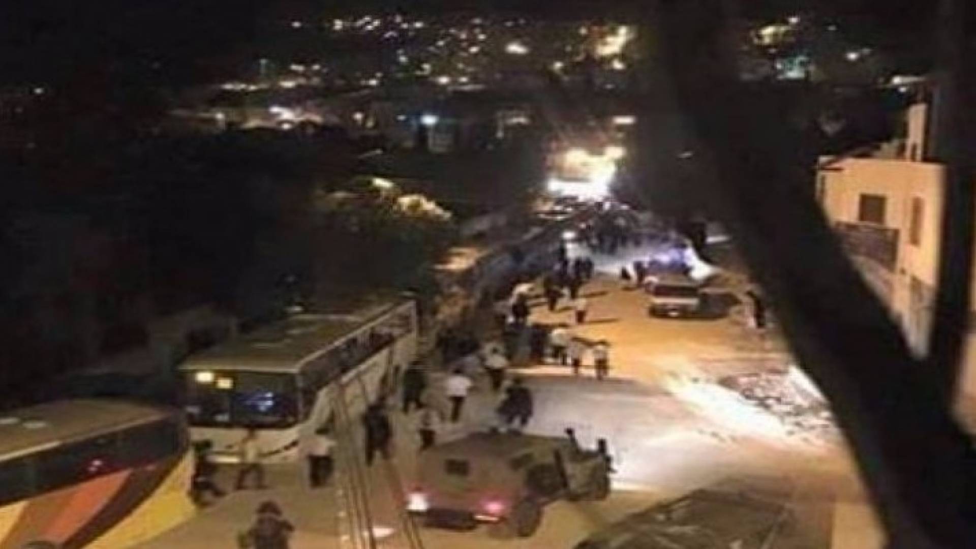 مواجهات خلال اقتحام مئات المستوطنين قبر يوسف بنابلس