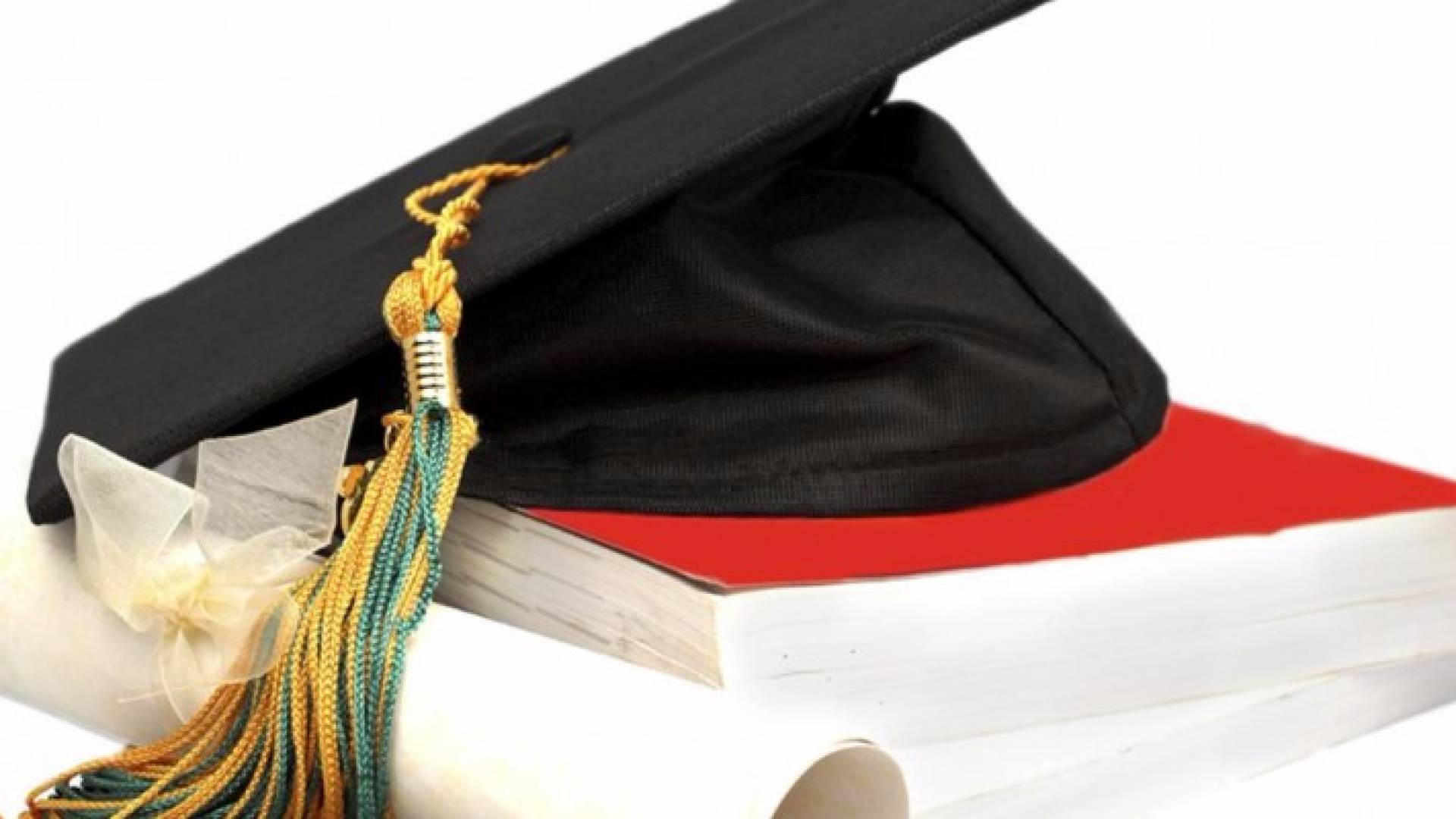 أسماء الأوائل في امتحان " الشامل "