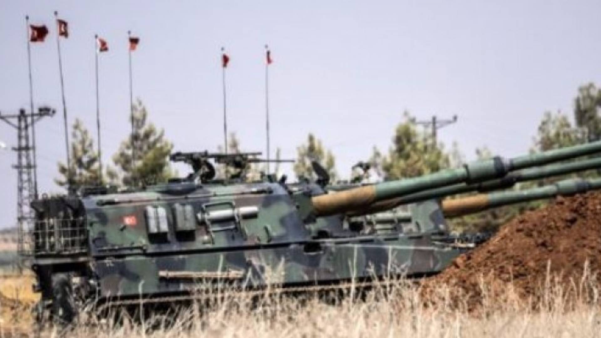 دبابات تركية تدخل الأراضي السورية وتفتح جبهة جديدة
