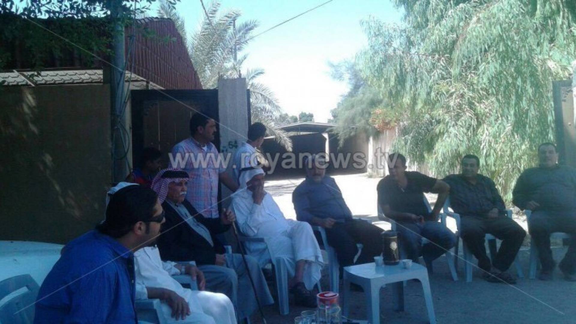 إغلاق مدرستين للذكور والإناث في لواء الشونة الجنوبية