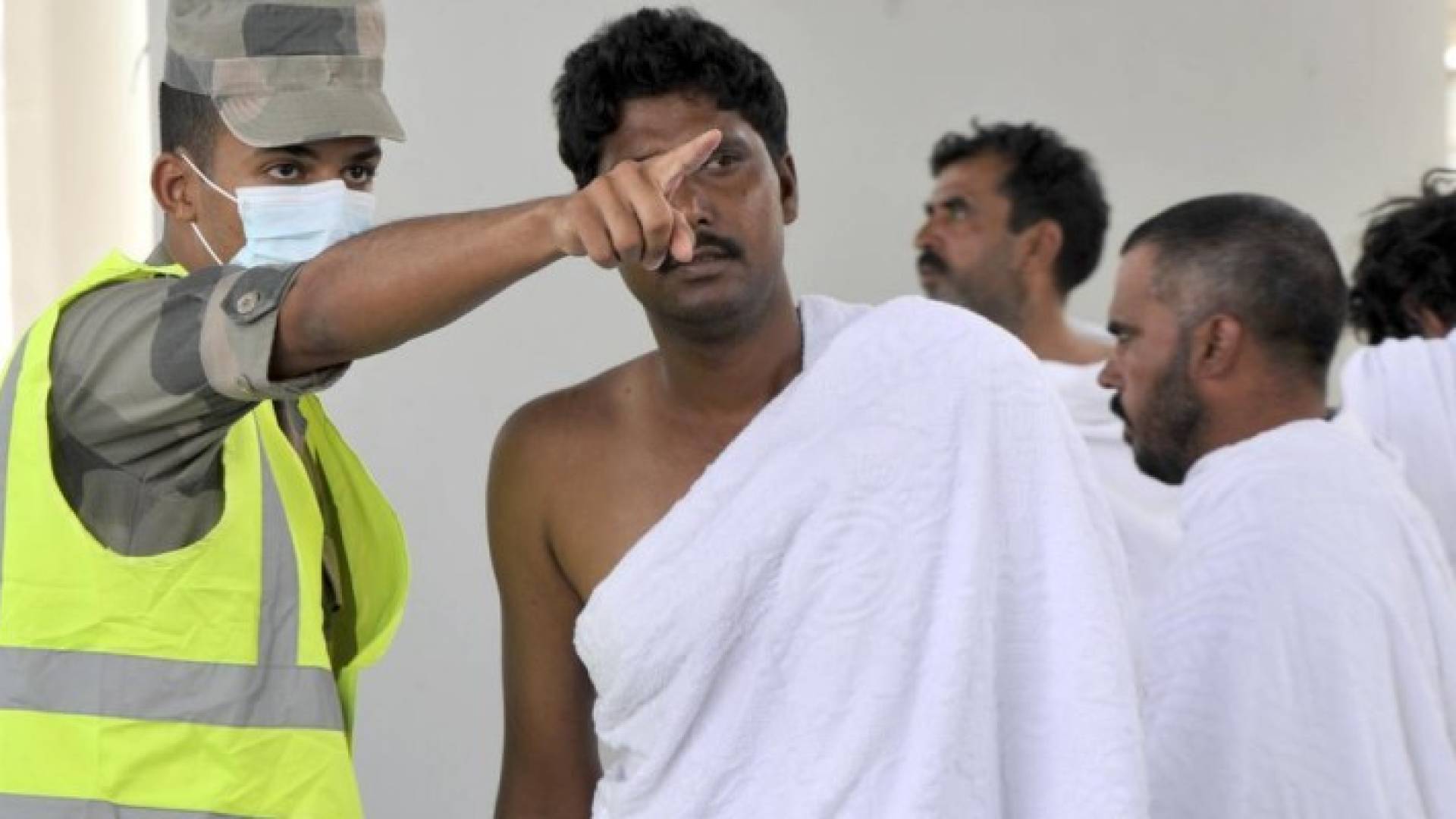 منع الالاف من دخول مكة لعدم حصولهم على تصاريح الحج