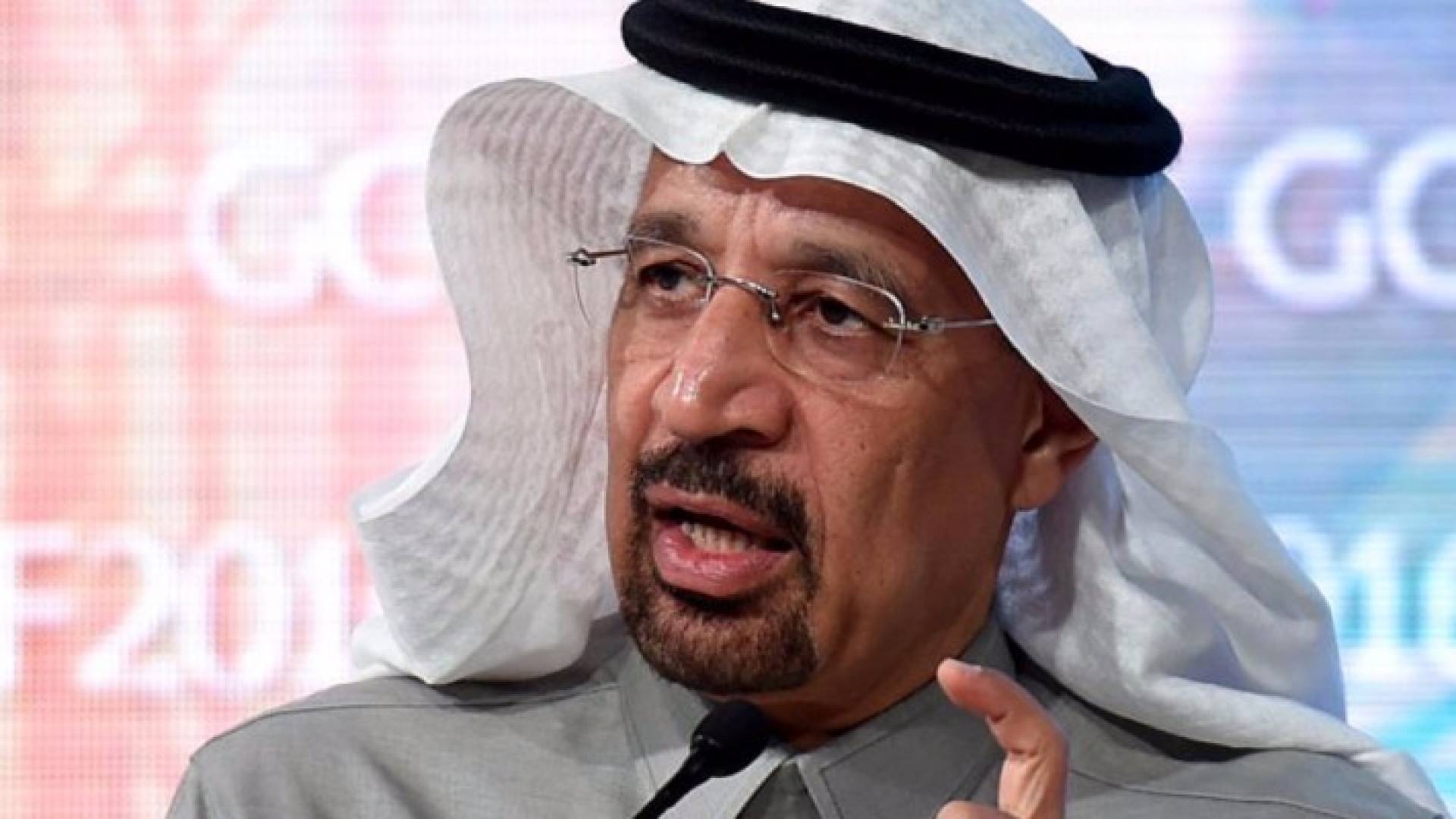 اتفاق سعودي روسي بشأن " تقلبات " النفط