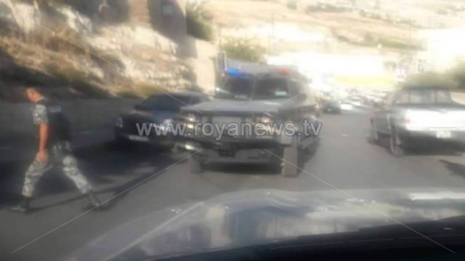 أعمال شغب بالسلط لحملة التوجيهي من دول أخرى..صور وتفاصيل