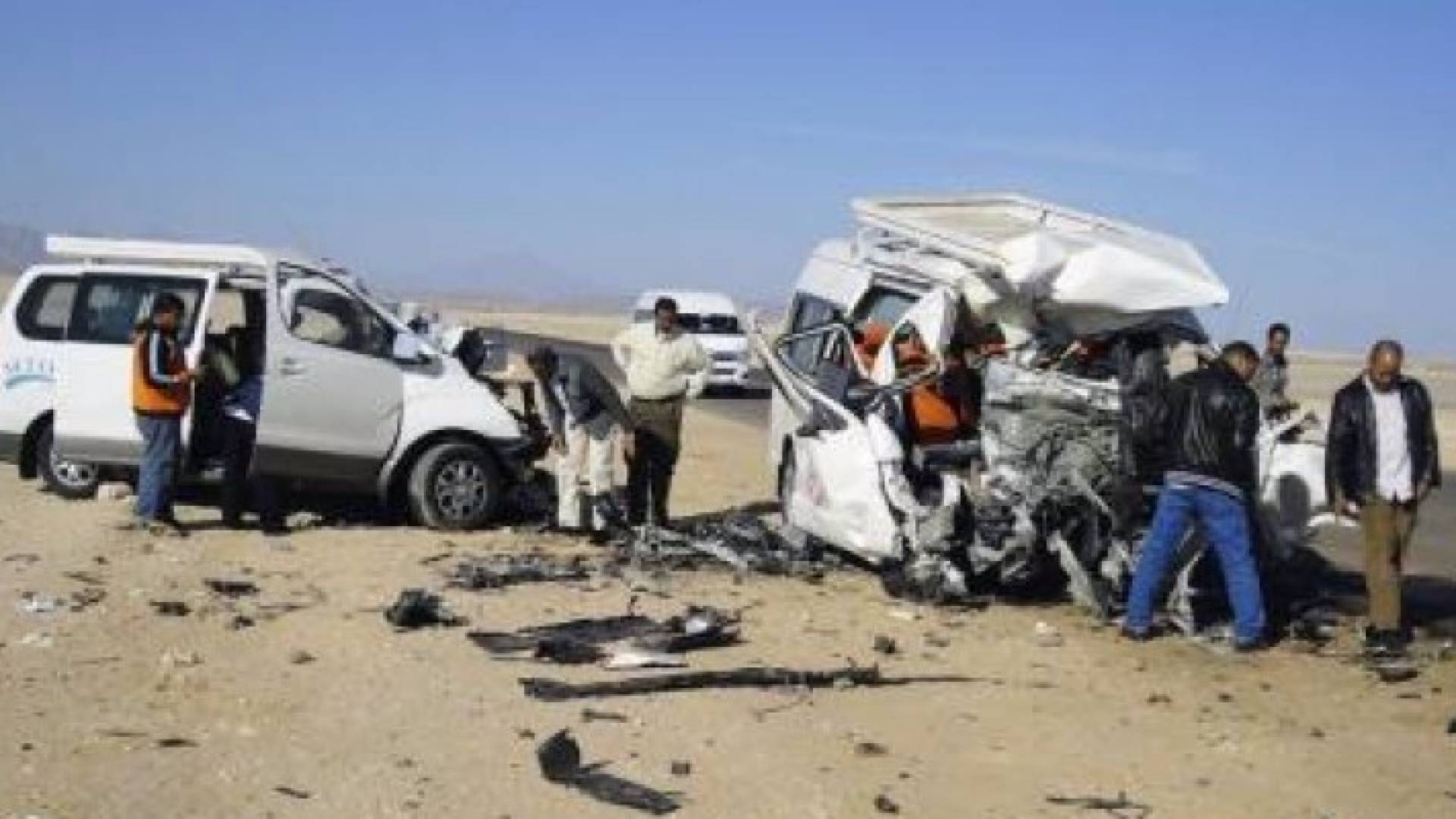 مقتل 19 شخصا وإصابة العشرات بحادث مروري في مصر