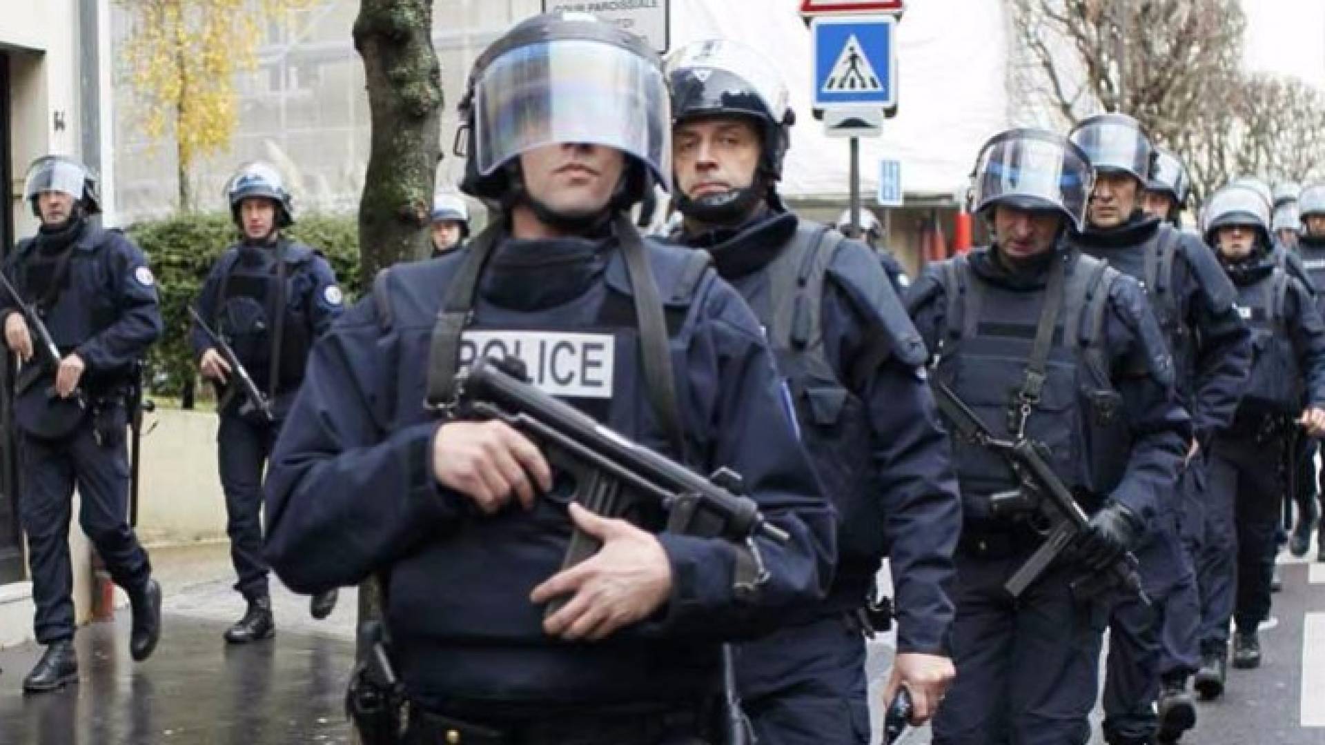 توقيف شخصين اثر العثور على سيارة مليئة بقوارير غاز في باريس