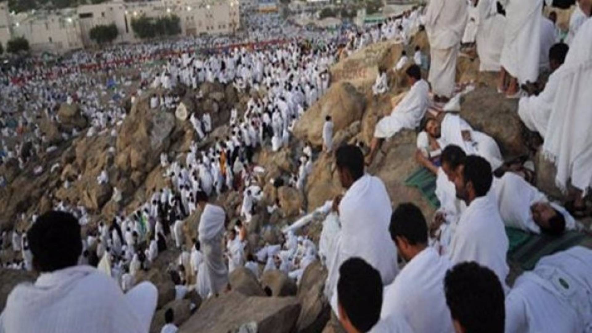 الأوقاف ترد على اتهام البعثة الإعلامية للحج ..بيان