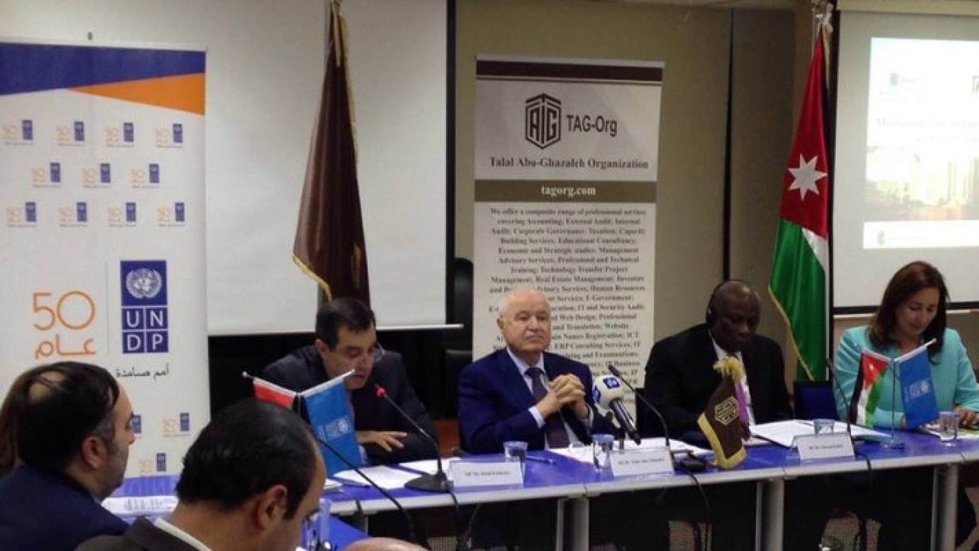 أكثر من 12 مليار دولار خسائر " غير مباشرة " بسبب اللجوء السوري