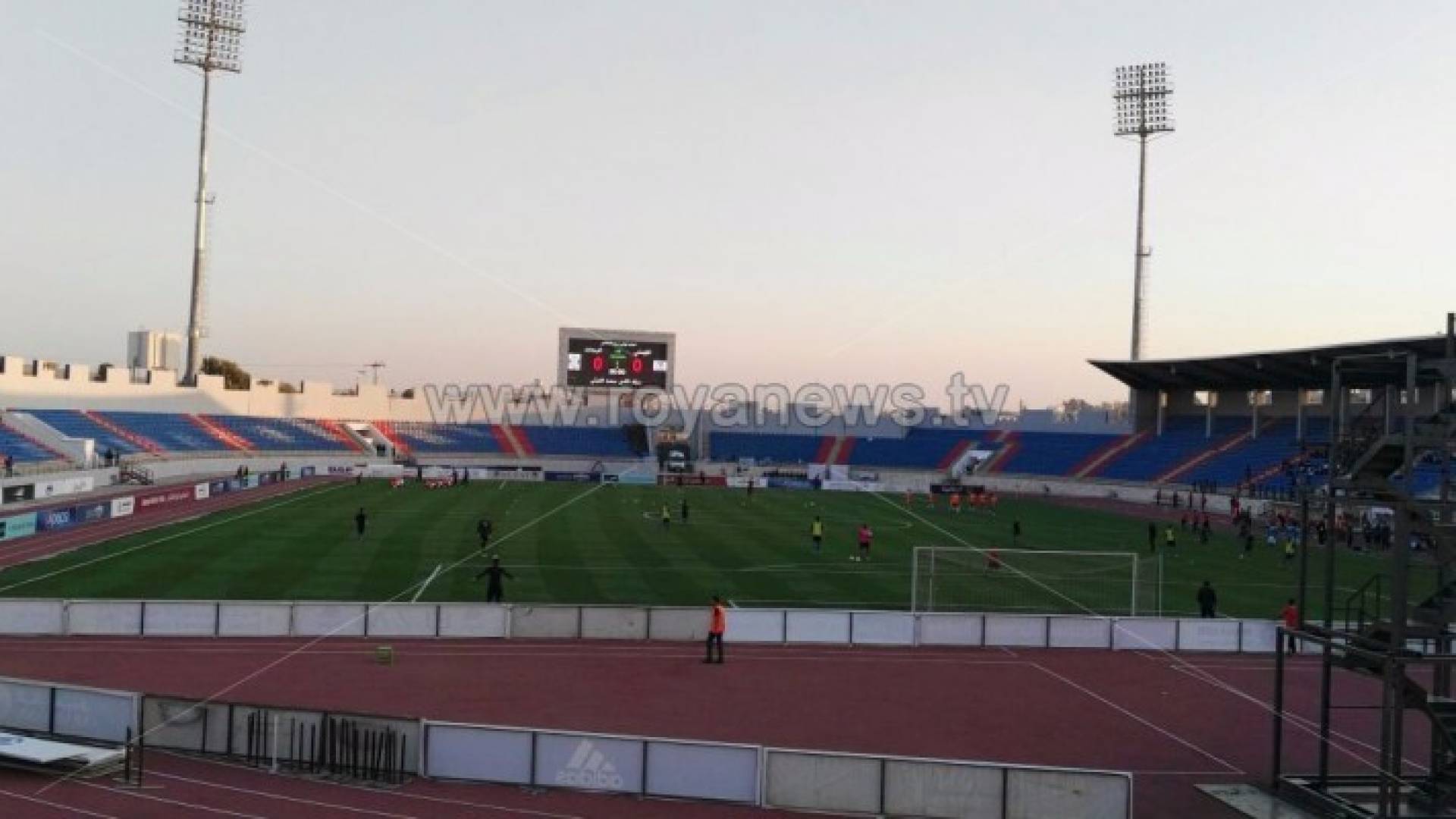 بالصور جماهير الوحدات تقاطع كلاسيكو نصف نهائي درع الاتحاد