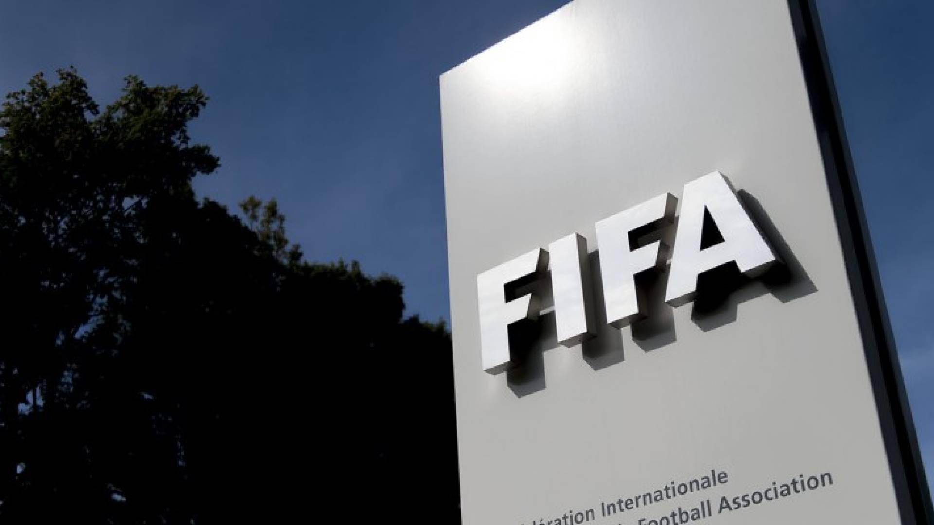رسميا... الاتحاد الدولي يوجه الضربة الأقوى لقطبي مدريد
