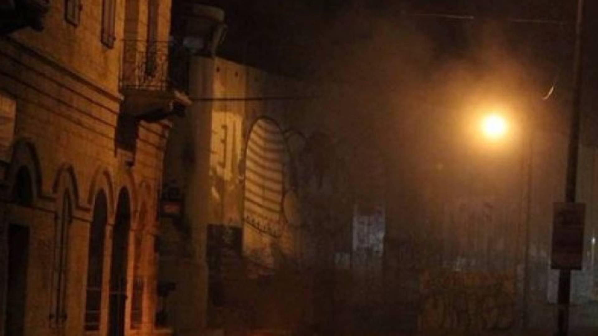 القاء عبوة محلية الصنع على برج للاحتلال شمال بيت لحم