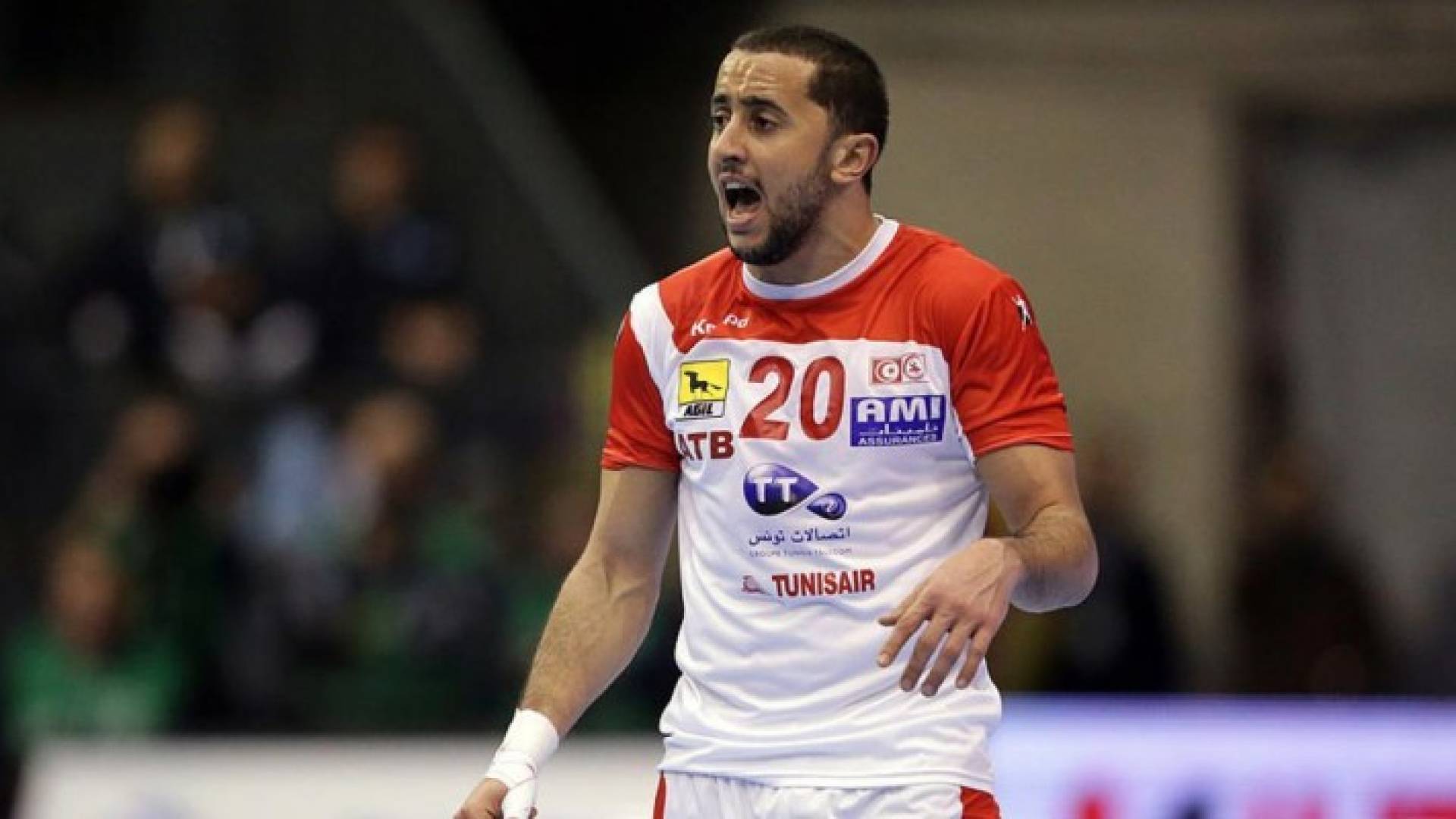 إيقاف لاعب دولي تونسي مدى الحياة