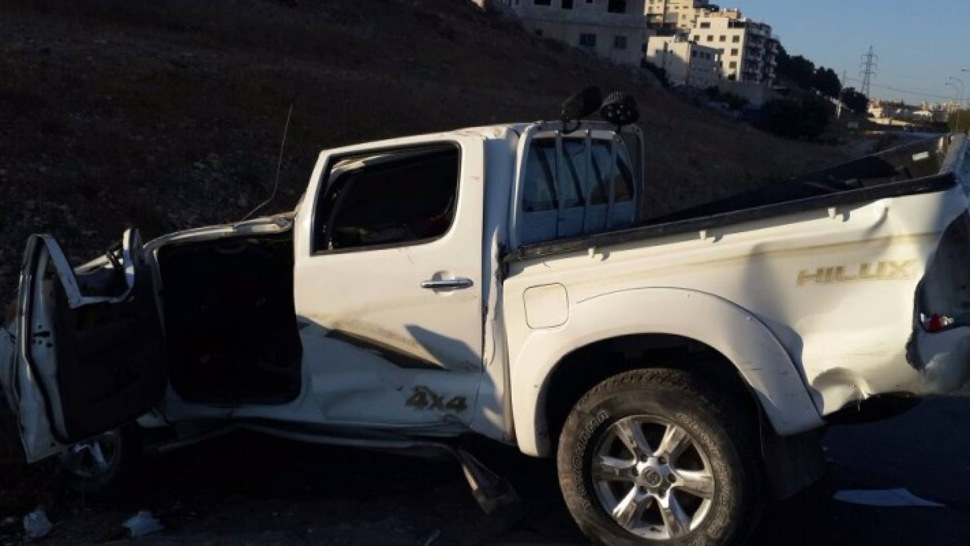 وفاتان بتصادم في مرج الحمام سببه " تغيير مسرب "