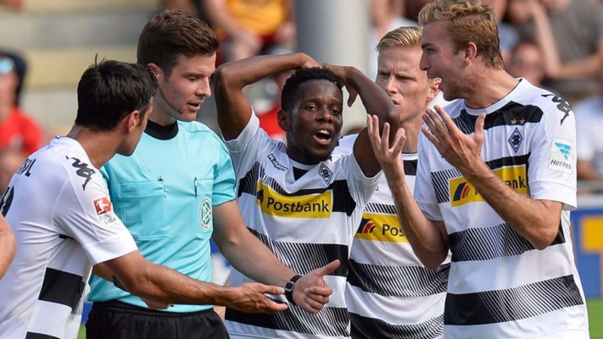 هرتا برلين بالعلامة الكاملة وغلادباخ يسقط