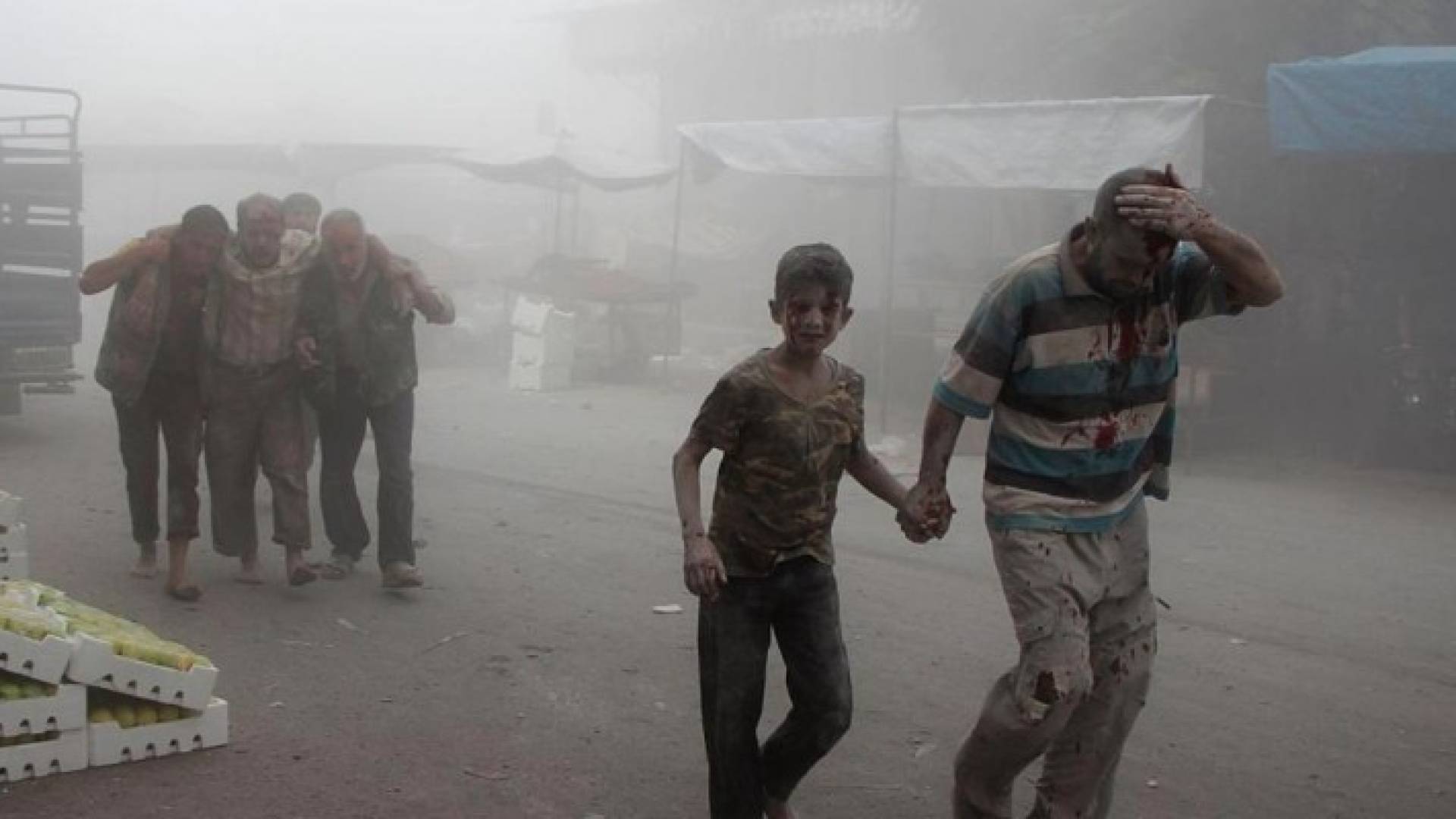 غارات عنيفة على إدلب.. وقتلى من داعش بالقلمون