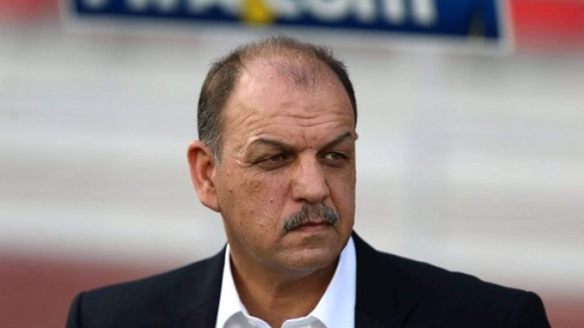 "حمد" باق في الوحدات ويقود التدريبات