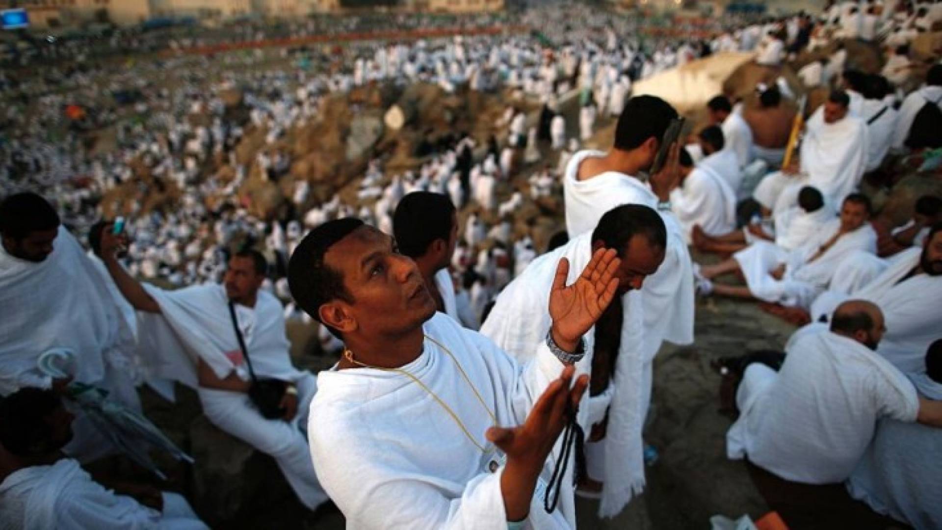 للمرة الأولى.. طائرات بدون طيار تتابع الحجاج