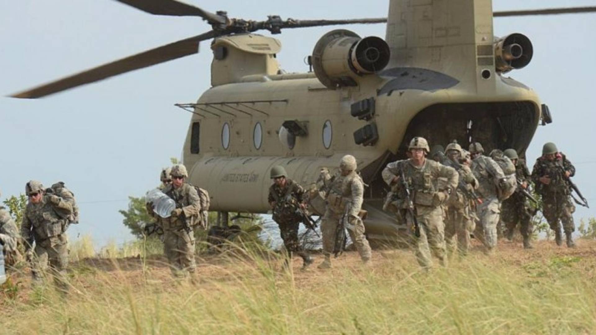 رئيس الفلبين: حان وقت خروج القوات الأميركية من بلادنا