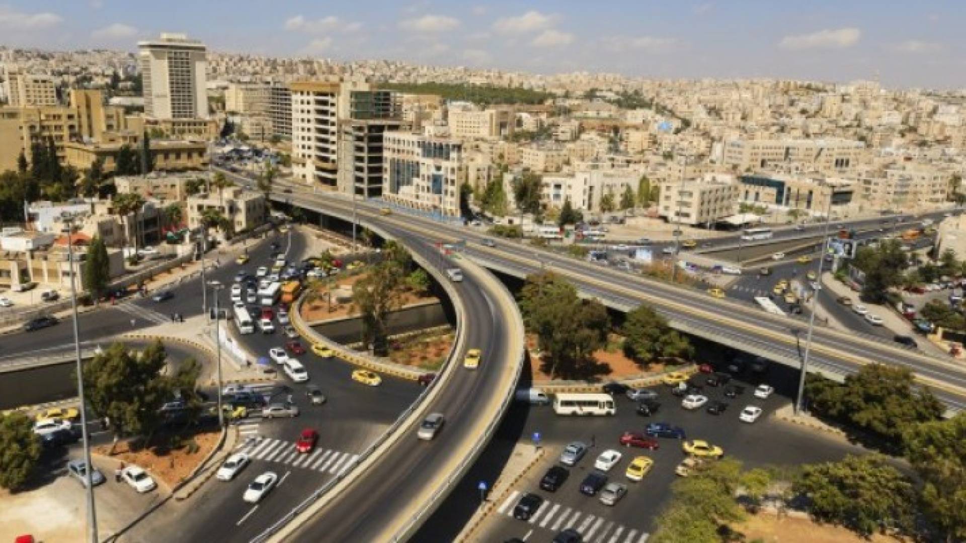 الثلاثاء: انخفاض على درجات الحرارة وطقس رطب ليلا