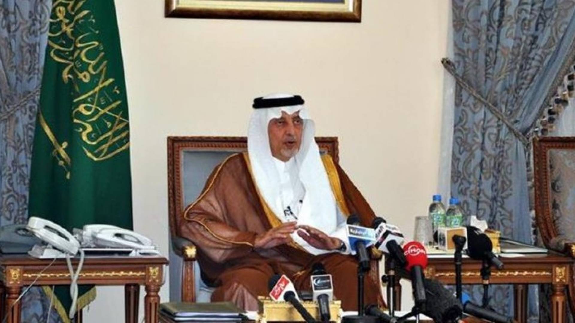 أمير مكة يدعو المسلمين إلى محاربة الطائفية والمذهبية